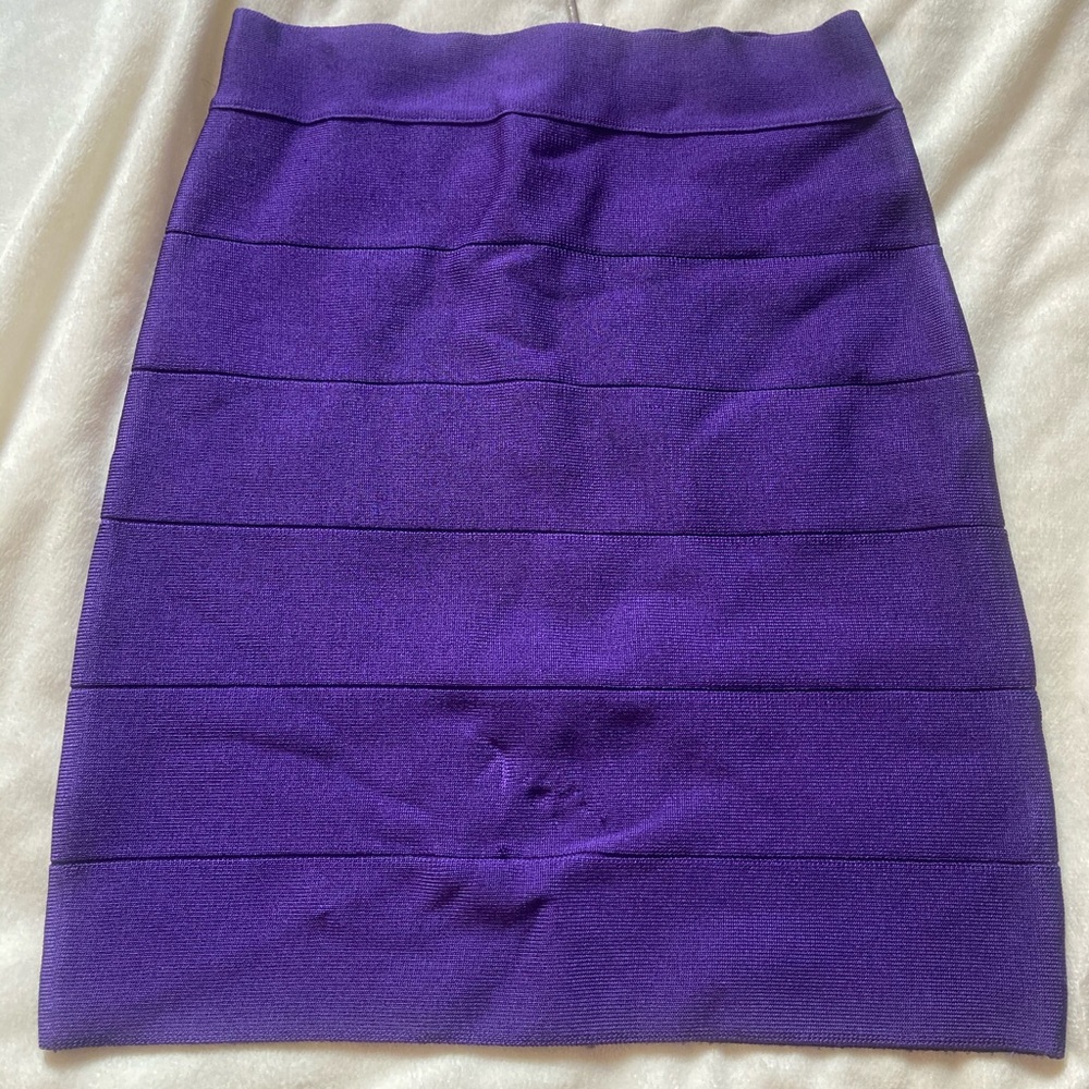 Bebe bandage purple skirt size small